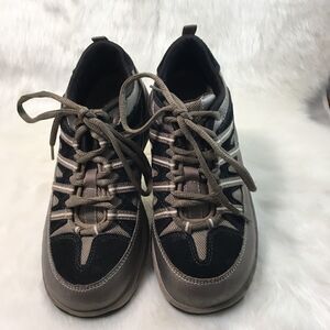 Easy Spirit JumpStarts Metallic & Black Suede Rocker Leather Lace- up Sneaker 6